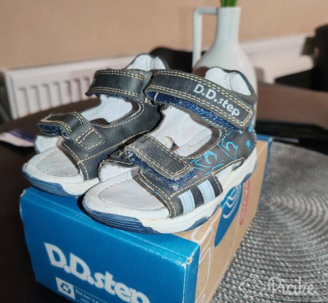 DD Step szandál (21)
