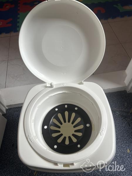 Baba játékok, pelenka kuka