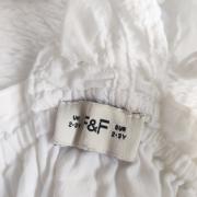 F&F fehér ujjatlan felső 98