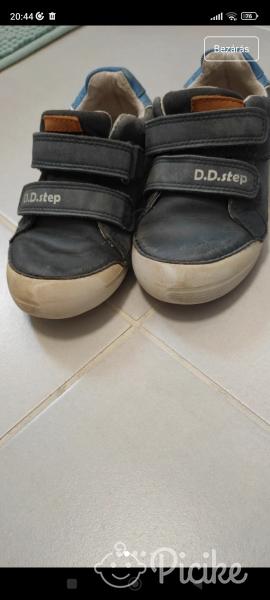 D.D step cipő 28