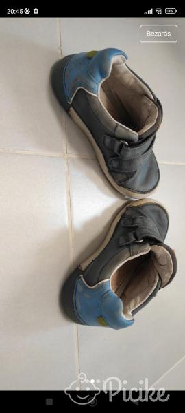 D.D step cipő 28