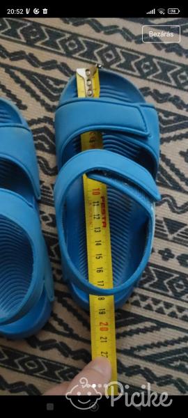 Adidas szandál 29es