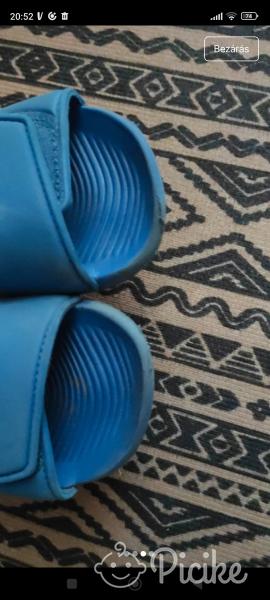 Adidas szandál 29es