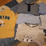 6/9hónapos kisfiúra hosszúujjú rugik,csomagár!