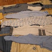 6/9hónapos kisfiúra hosszúujjú rugik,csomagár!