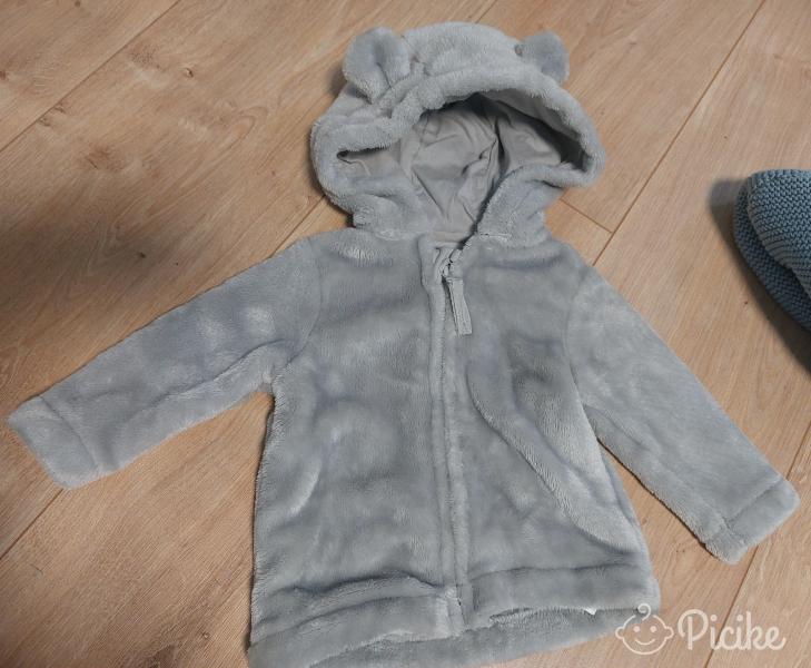 Baba kis kabátka
