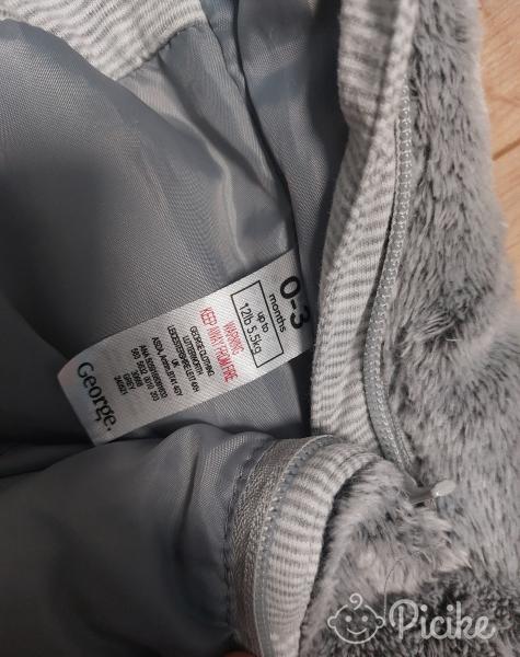 Baba overál , kezeslábas