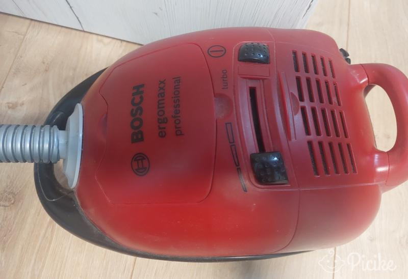 Bosch játék porszívó