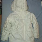 kislánynak nagyon szép kabát