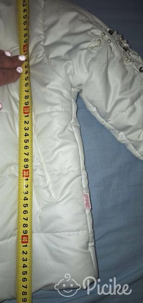 kislánynak nagyon szép kabát