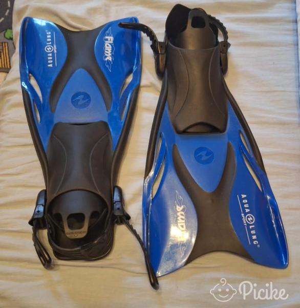 új uszony,33/36,mélyen ár alatt