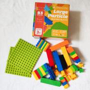 83 darabos építőkészlet