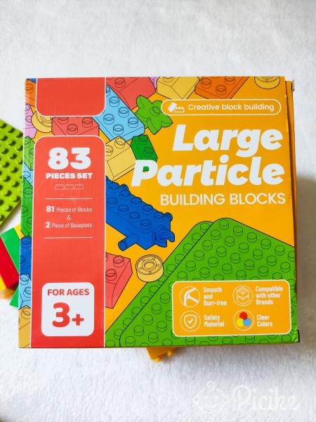 83 darabos építőkészlet