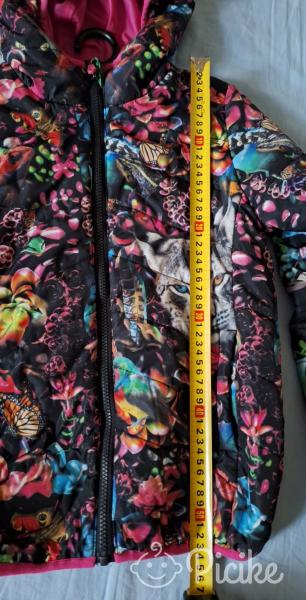 nagyon szép mintás dzseki,146os