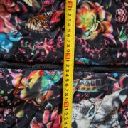 nagyon szép mintás dzseki,146os