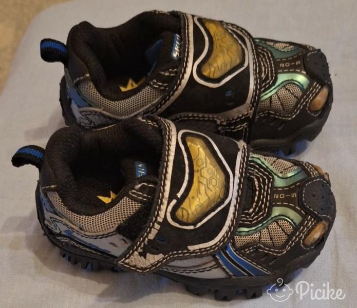 újszerű Skechers S light sportcipő,21es