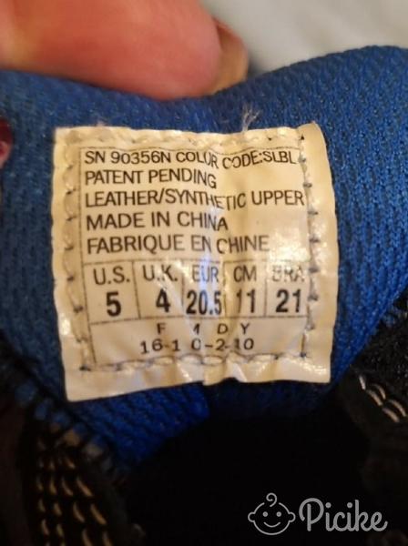 újszerű Skechers S light sportcipő,21es