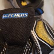 újszerű Skechers S light sportcipő,21es