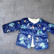 No name dínós steppelt kisbabát.