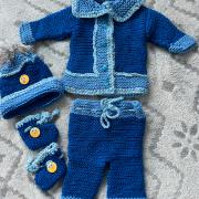 Kötött babaruha szett