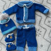 Kötött babaruha szett