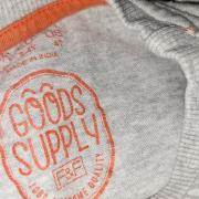 110es felsők,csomagár