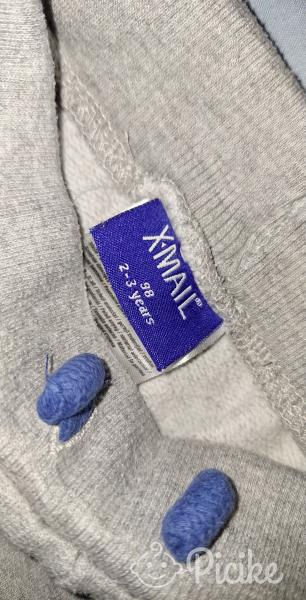 98/104es szabadidőnadrágok