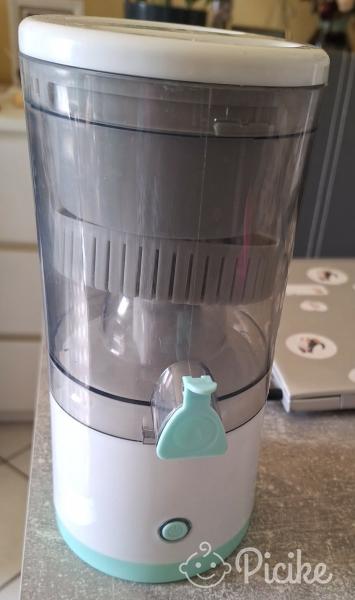 gyümölcsfacsaró USB-s,alig használt