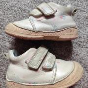 Kislány cipő, 19-es