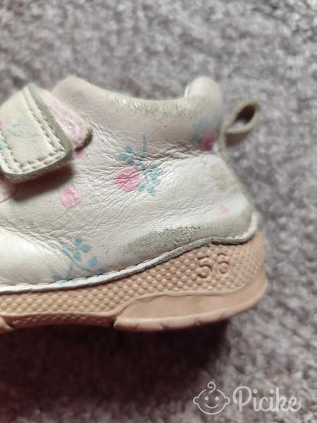 Kislány cipő, 19-es