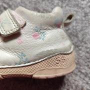 Kislány cipő, 19-es