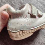 Kislány cipő, 19-es