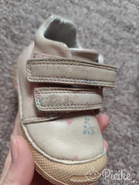 Kislány cipő, 19-es