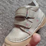 Kislány cipő, 19-es