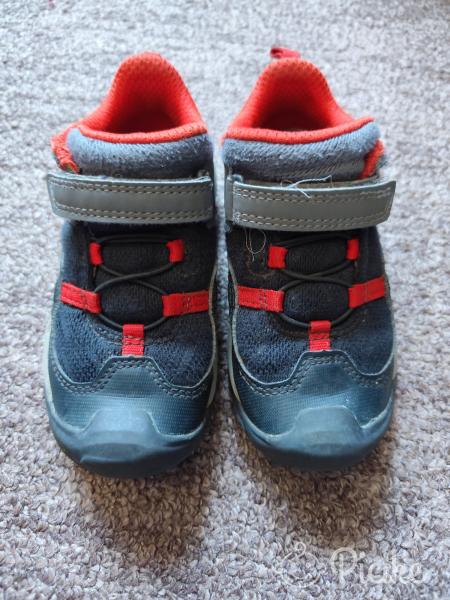 Quechua, 26-os kisfiú cipő