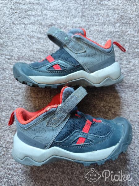 Quechua, 26-os kisfiú cipő