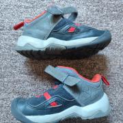 Quechua, 26-os kisfiú cipő