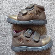 Kislány cipő, 21-es