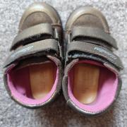 Kislány cipő, 21-es