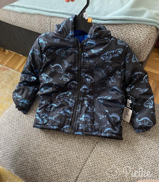 Kisfiú kabát, dinós