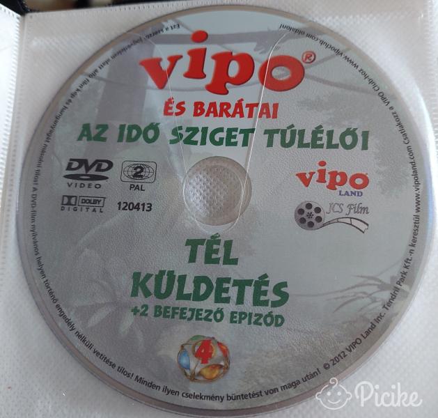 A képeken gyűjteménybe való DVD-k láthatóak, amelyek különböző rajzfilmeket és animációs filmeket...